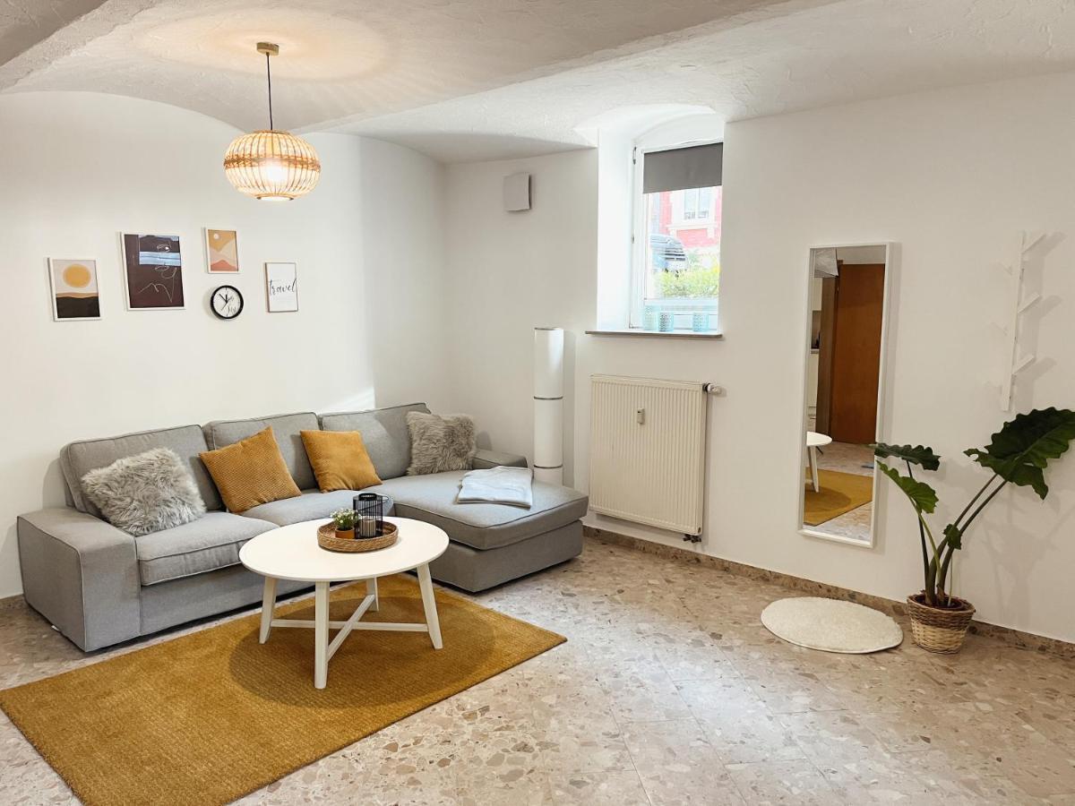 Bohnapartments Elisa - Wohlfuehlapartment Mit 2 Gratis Parkplaetzen Und 3 Schlafzimmern - Wlan - Vollausstattung 埃尔福特 外观 照片