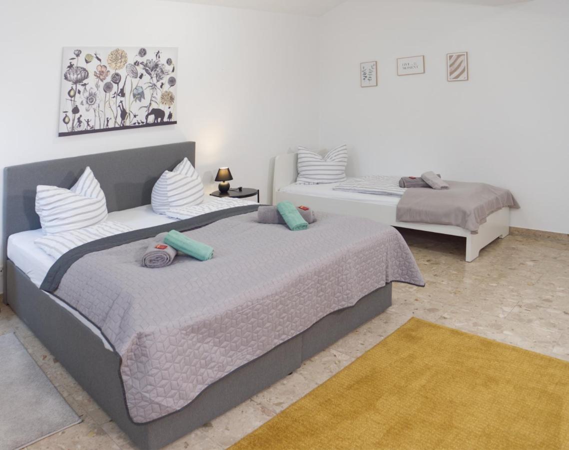 Bohnapartments Elisa - Wohlfuehlapartment Mit 2 Gratis Parkplaetzen Und 3 Schlafzimmern - Wlan - Vollausstattung 埃尔福特 外观 照片